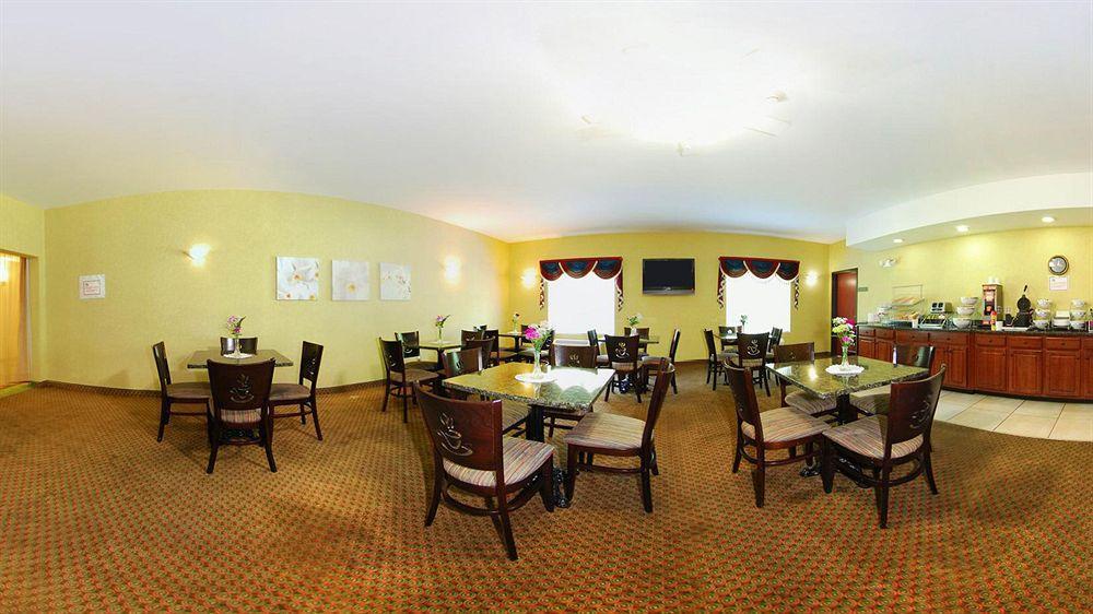 Quality Suites Стратфорд Екстер'єр фото